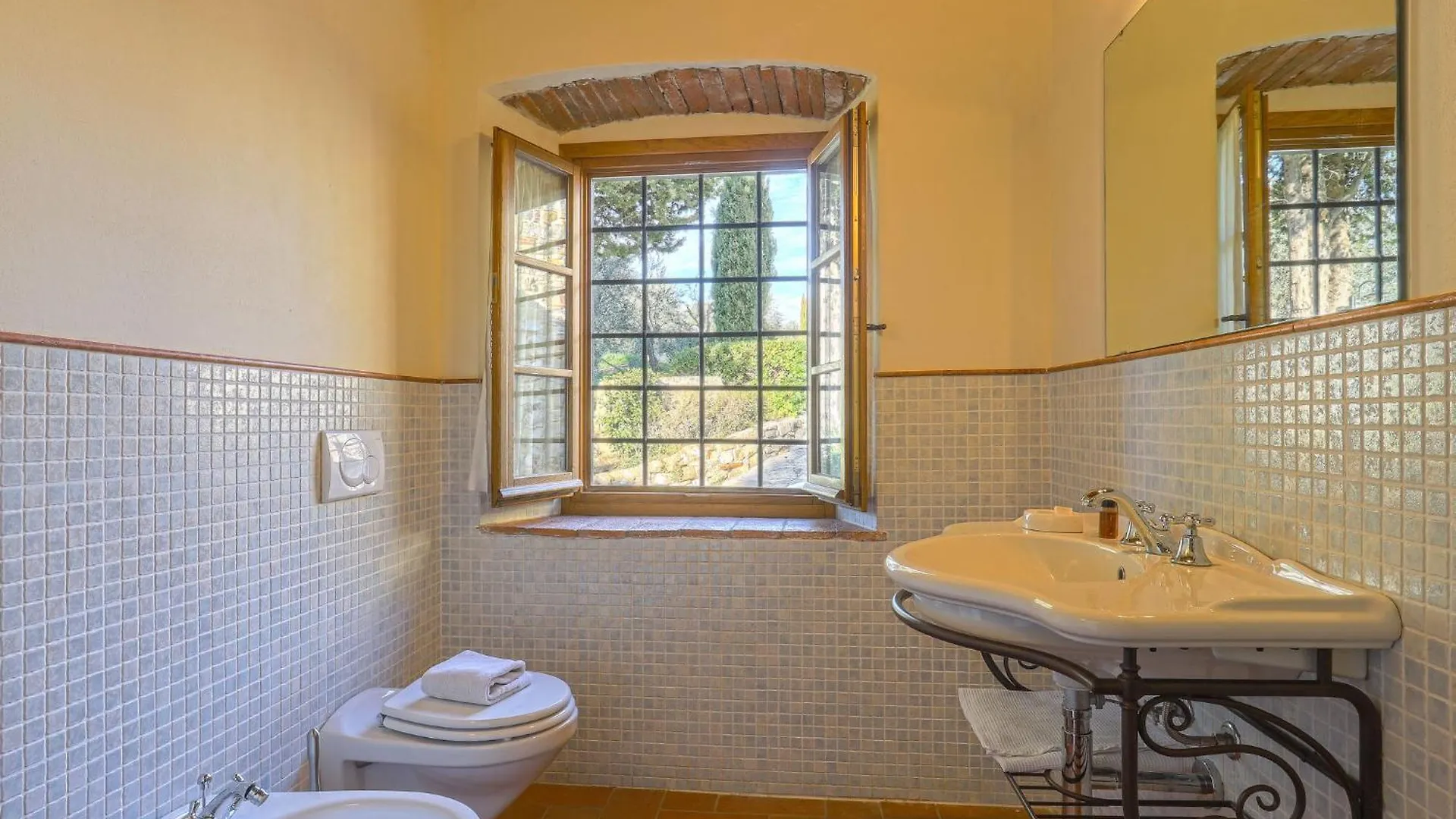 Apartment Leonardo By Interhome San Donato in Poggio